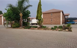 2 Bedroom Apartment in Modder East