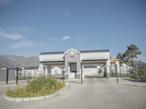 3 Bed House in Paarl