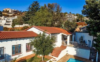 4 Bedroom House in Weltevreden Park