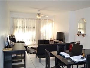 2 Bed Apartment in Manor Gardens