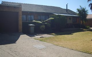 895 m² Farm in Witpoortjie