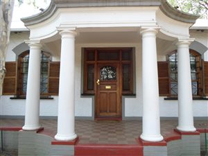 12 Bed House in Arcadia