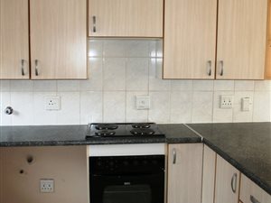 2 Bed Townhouse in Amberfield Crest