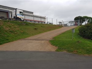 425 m² Industrial space in Glen Anil