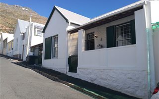 2 Bedroom House in Simons Town