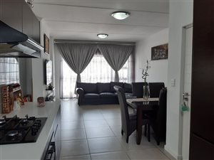 3 Bed Apartment in Greenstone Ridge