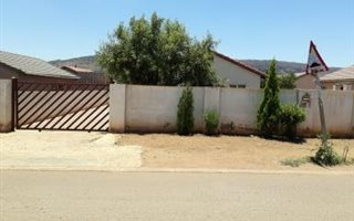 3 Bedroom House in Mahube Valley