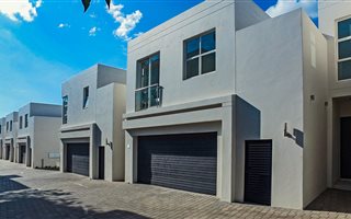 4 Bedroom Cluster in Morningside