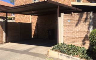 2 Bedroom Townhouse in Allens Nek