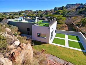 4 Bed House in Northcliff