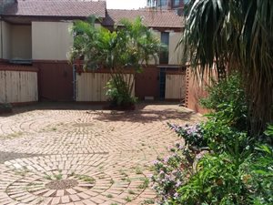 3 Bed Flat in Woodhaven