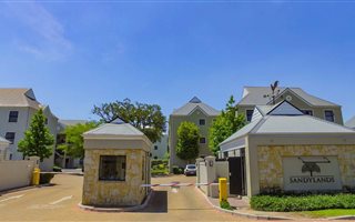 2 Bedroom Apartment in Silver Oaks
