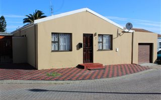 3 Bedroom House in Blue Downs