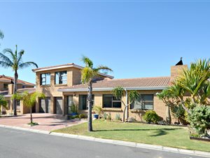 6 Bed House in Kleinbron Park