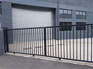 800 m² Commercial space in Clairwood