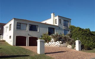 3 Bedroom House in St Francis Bay