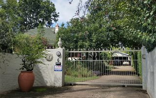 7.5 Bedroom House in Scottsville