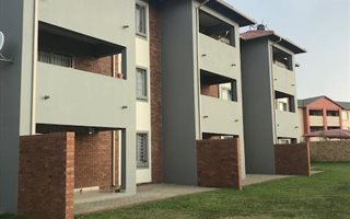 2 Bedroom House in Monavoni