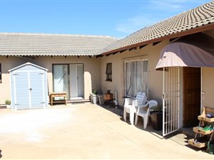 4 Bed House in Riversdale