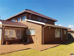 5 Bed House in Cultura Park