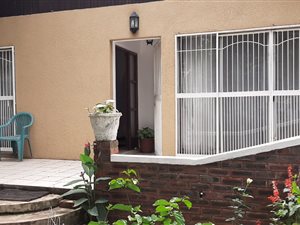 3 Bed House in Woodlands