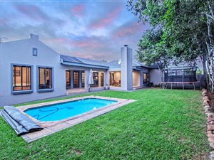 4 Bed House in Willow Acres