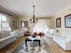 6 Bed House in Welgemoed