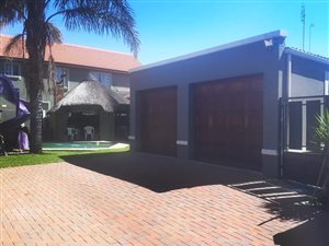 3 Bed Simplex in Eveleigh