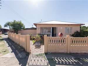 4 Bedroom House in South Hills