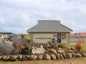 642 m² Land available in Kidds Beach