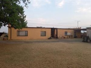 1.7 ha Farm in Hillside AH