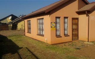 2 Bedroom House in Lotus Gardens