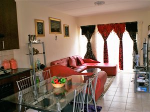3 Bed Duplex in Heuweloord
