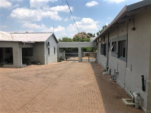 4 Bed House in Nieuw Muckleneuk