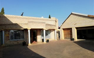 3 Bedroom House in Lenasia South