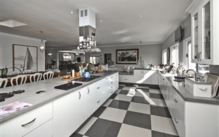 4 Bedroom House in Thornhill Estate
