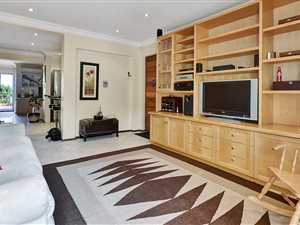 2 Bed Apartment in Linksfield Ridge