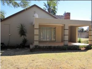 3 Bed House in Flamwood