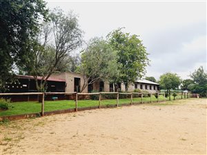 1.7 ha Farm in Tarlton