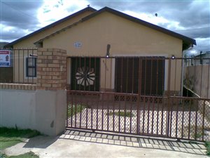 3 Bed House in Mpophomeni