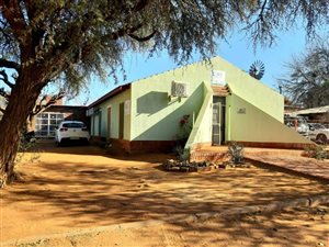 1541 m² Office Space in Olifantshoek
