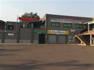 2713 m² Retail Space in Lambton