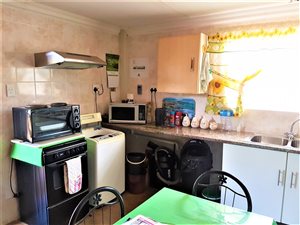2 Bed Garden Cottage in Highbury