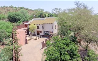 4 Bedroom House in Elandsrand
