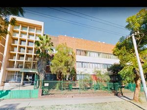 2 Bed Apartment in Arcadia