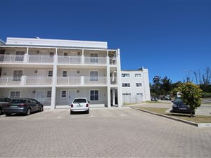 2 Bed Apartment in Nuutgevonden