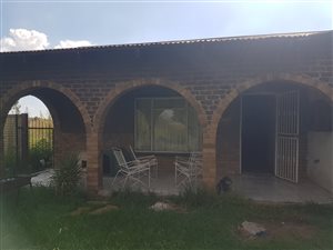 2.1 ha Farm in Rosashof
