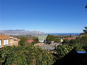 3 Bed House in Heldervue