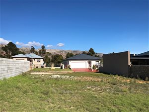 400 m² Land available in Sir Lowrys Pass