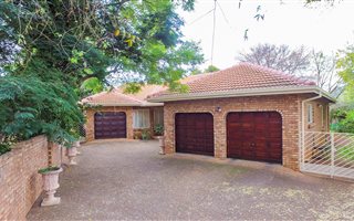 3 Bedroom House in Blue Gill